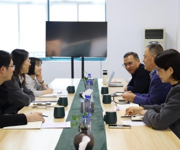 关切关切落实处，政企同心谋发展