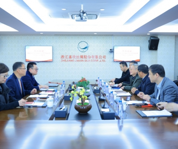 中国纺织品进出口商会曹甲昌会长一行来访调研 深刻调研表贸走势，携手探寻前行新径